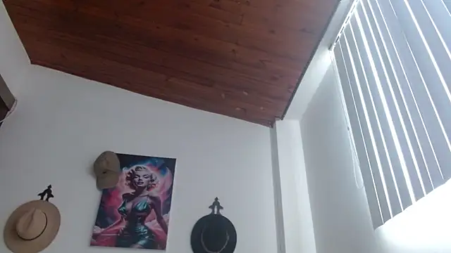 Crystal Star  online show from 02-07-26, 04:11