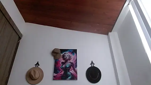 Crystal Star  online show from 02-25-26, 11:53