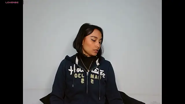 Gia Lee online show from 02-26-26, 02:21