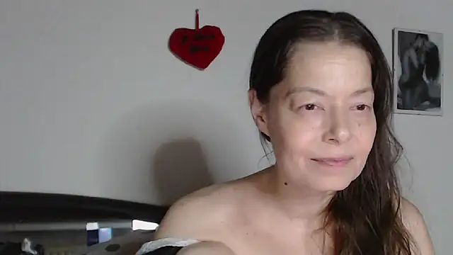 SexySarah177 online show from 04-05-26, 08:28