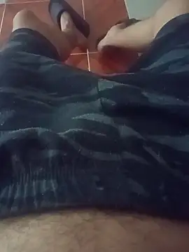 Snapshot of J_arias09x chatting on 11-30-25, 04:00 J arias09x online show from 11-30-25, 04:00