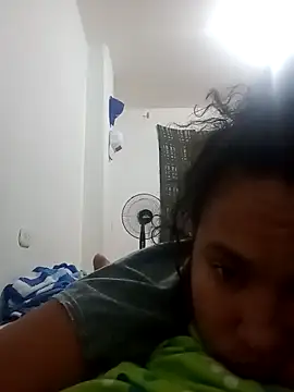 Snapshot of Viviana_h chatting on 11-11-25, 01:38 Viviana h online show from 11-11-25, 01:38