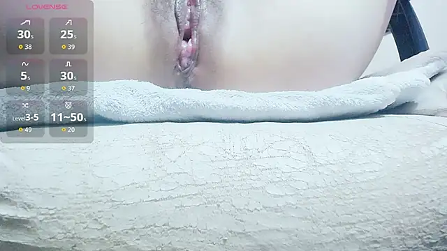 KateCondon online show from 04-19-26, 08:22