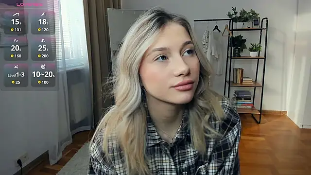 Snapshot of FaaBinaa chatting on 02-05-26, 08:52 FaaBinaa online show from 02-05-26, 08:52