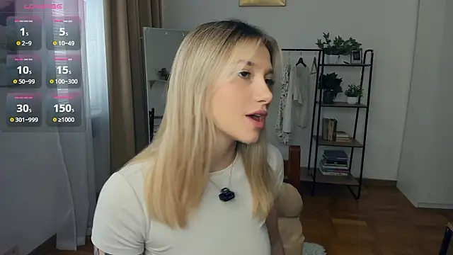 Snapshot of FaaBinaa chatting on 02-12-26, 08:09 FaaBinaa online show from 02-12-26, 08:09