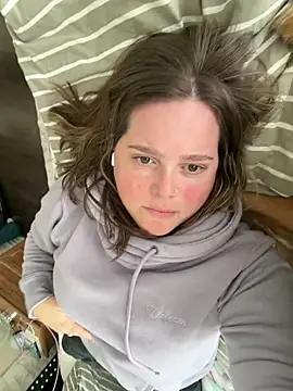 hornykitty1210 online show from 02-26-26, 07:24