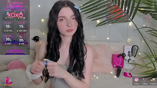 BlackyLii online show from 12-20-25, 01:02