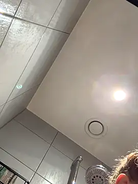 Snapshot of Chloemillerrxx chatting on 09-15-25, 12:16 Chloemillerrxx online show from 09-15-25, 12:16