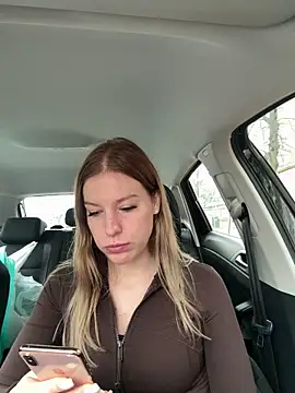 Chloemillerrxx online show from 11-28-25, 12:52