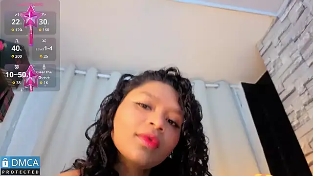 leidy morales  online show from 10-27-25, 10:30