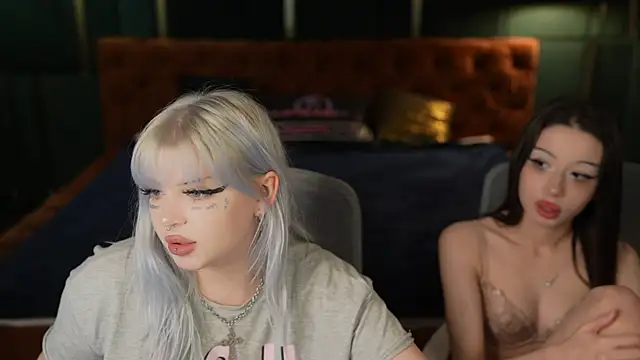 Naomi 054 online show from 11-18-25, 03:38