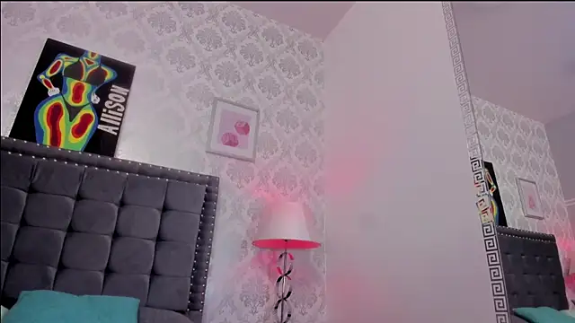 AlliisonRae online show from 01-11-26, 03:06