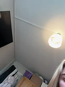 Layla 20  online show from 11-27-25, 02:08