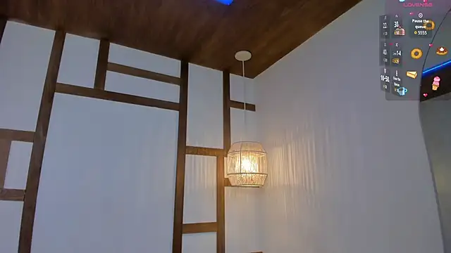 Snapshot of HannahMontgomery chatting on 11-04-25, 04:06 HannahMontgomery online show from 11-04-25, 04:06