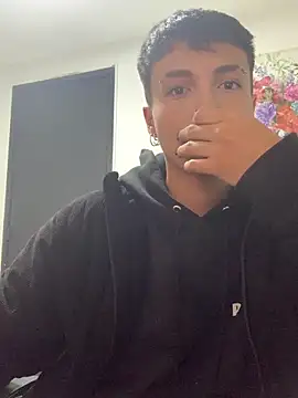 Snapshot of Milan_Bach chatting on 03-21-26, 05:56 Milan Bach online show from 03-21-26, 05:56