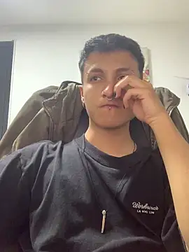 Snapshot of Milan_Bach chatting on 03-31-26, 05:52 Milan Bach online show from 03-31-26, 05:52