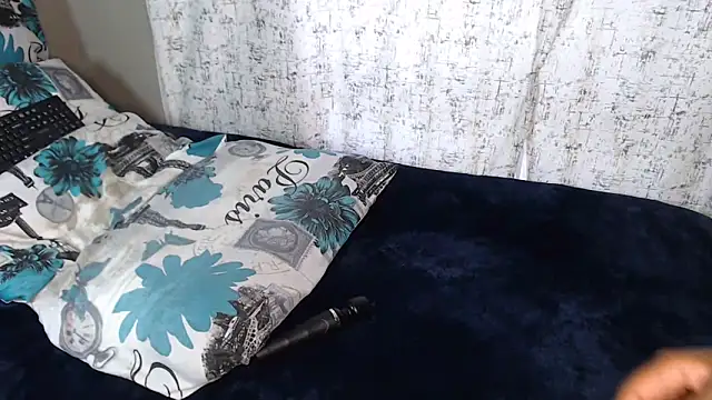 Lunalee online show from 01-07-26, 06:49