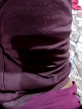 Priyankacam online show from 10-22-25, 05:41