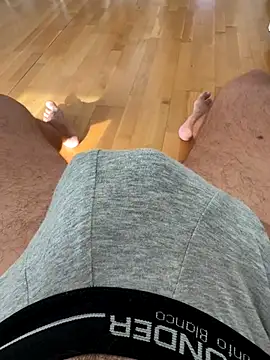 Snapshot of -Styleto chatting on 09-10-25, 07:52 -Styleto online show from 09-10-25, 07:52