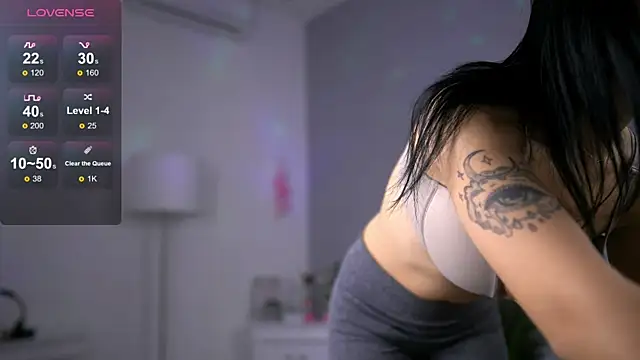 HotMollyX online show from 10-29-25, 04:26