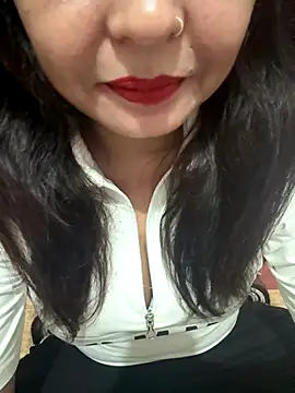 Snapshot of Bhabi_Ki_Antarvasna chatting on 09-12-25, 12:27 Bhabi Ki Antarvasna online show from 09-12-25, 12:27