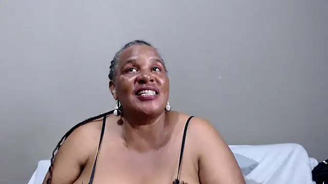 GrandBustyMelon online show from 03-31-26, 05:52