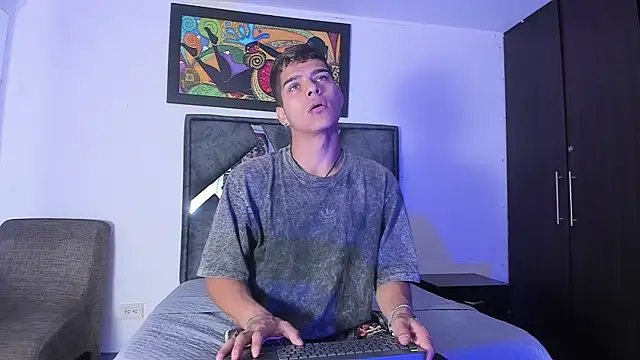 wyatt 3 online show from 11-10-25, 12:15