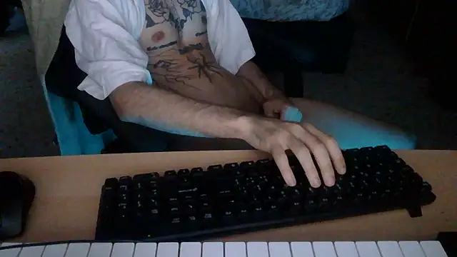 Snapshot of Kryk97 chatting on 06-16-26, 06:21 Kryk97 online show from 06-16-26, 06:21