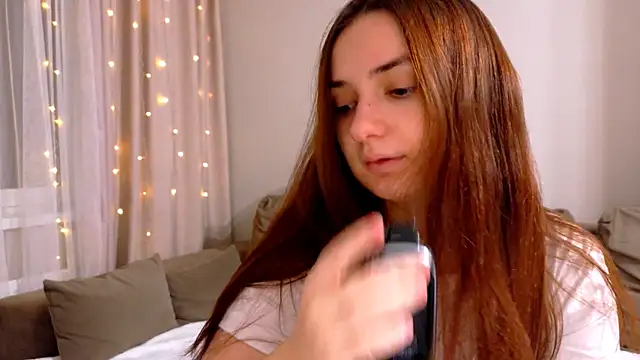 Lelia Vibe online show from 11-24-25, 02:17