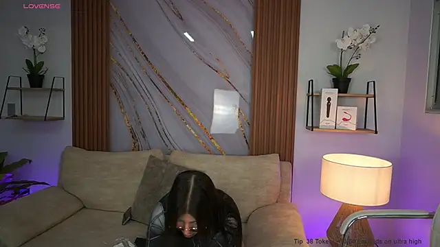 MilaCrave online show from 09-30-25, 11:37