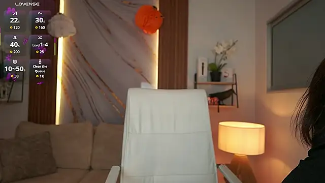 MilaCrave online show from 10-24-25, 12:01