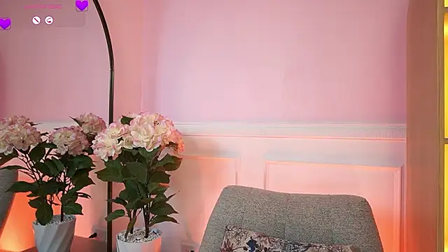 MilaCrave online show from 03-10-26, 12:21