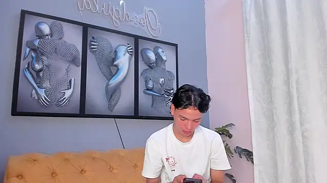 camillo virgil online show from 11-17-25, 10:54