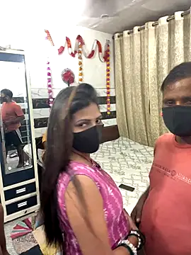 Snapshot of Cute_plak02 chatting on 10-17-25, 05:26 Cute plak02 online show from 10-17-25, 05:26