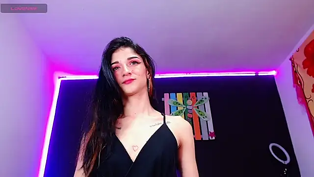 ingrid zese  online show from 10-18-25, 06:52