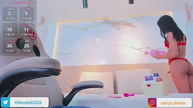 valirya devote online show from 09-24-25, 03:32