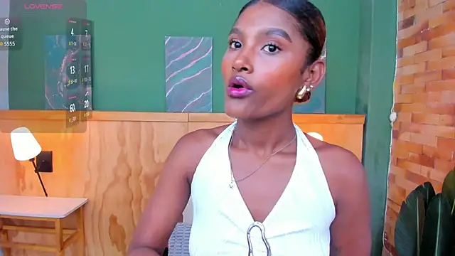 halleylorens online show from 02-19-26, 07:10