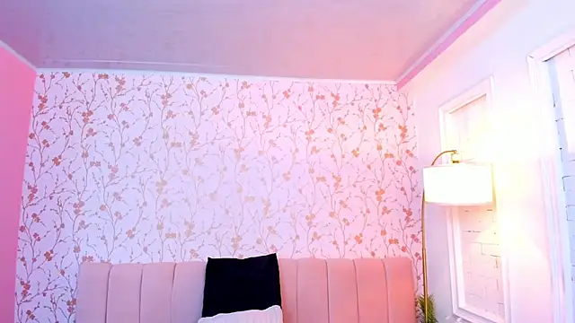halleylorens online show from 07-01-26, 12:18