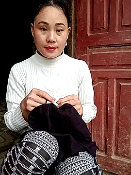 Ruaiuoi online show from 02-17-26, 12:51