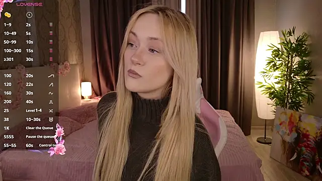 HeyMonkey  online show from 12-15-25, 12:42