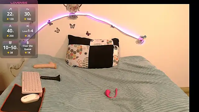 angelyxs online show from 09-13-25, 07:13