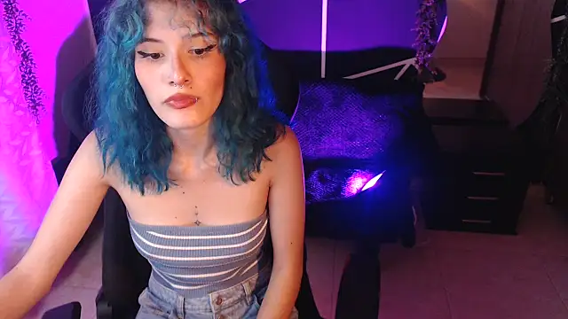 LITTLENAMI  online show from 10-18-25, 12:13