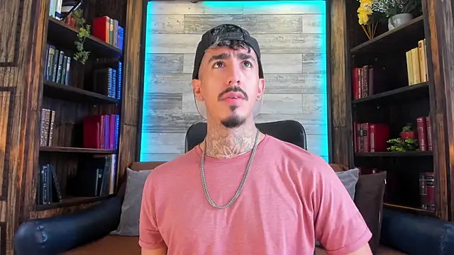 Donovan Desmond online show from 11-19-25, 07:36