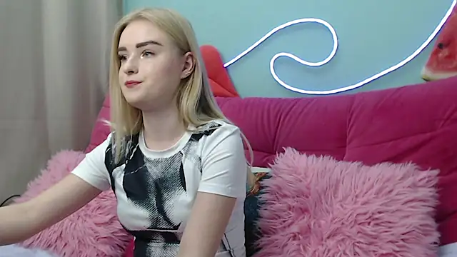 SofySofty online show from 11-21-25, 05:39