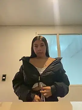 Sara-cooper2 online show from 02-18-26, 08:27