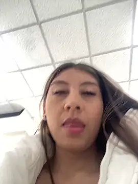 Sara-cooper2 online show from 02-19-26, 06:15