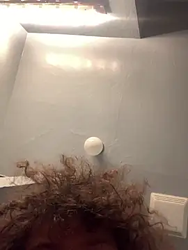 Snapshot of gucky25 chatting on 11-13-25, 09:08 gucky25 online show from 11-13-25, 09:08