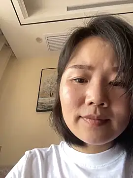 Snapshot of Mier-cn chatting on 06-16-26, 02:58 Mier-cn online show from 06-16-26, 02:58