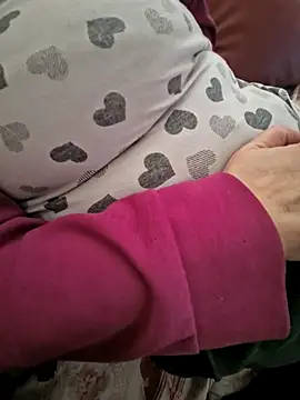 Snapshot of Monella52 chatting on 02-20-26, 02:39 Monella52 online show from 02-20-26, 02:39