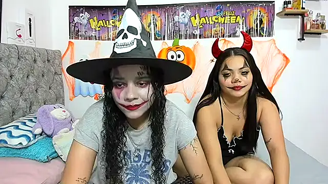 nay and aleja1 online show from 10-31-25, 03:29